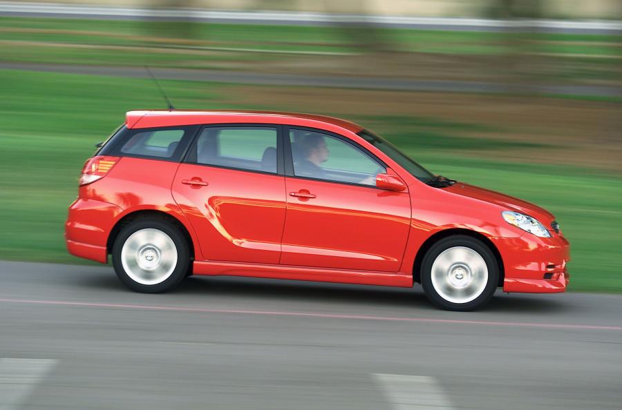  Toyota Corolla Matrix XRS (E130) 2003 года  (фото 10 из 12)